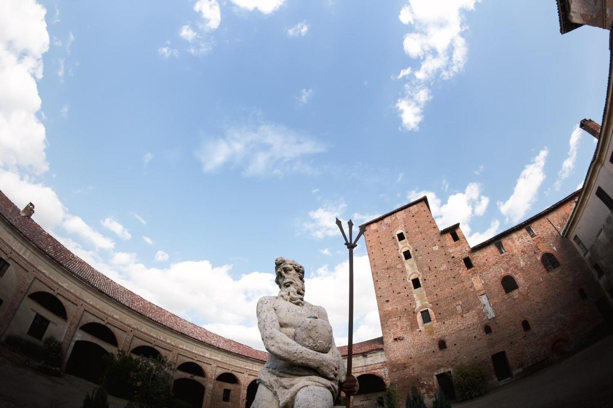 Agriturismo Castello Beccaria Pieve del Cairo Экстерьер фото